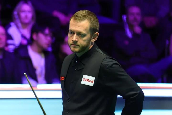 借着坚定的 借着坚定的