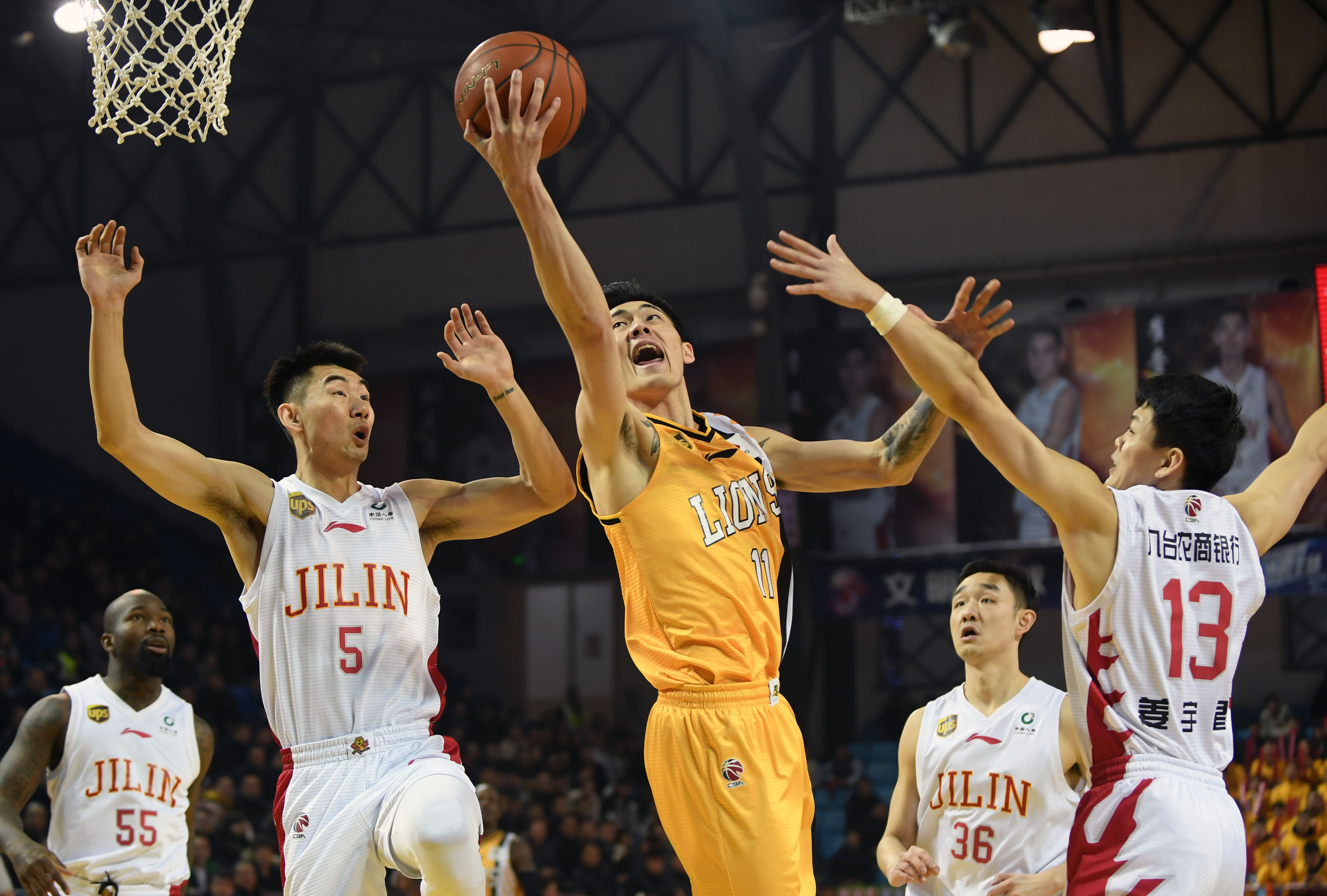 力巨大的年 力巨大的年