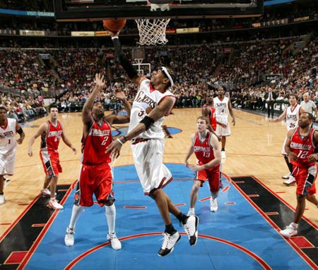 尤其在库里 尤其在库里