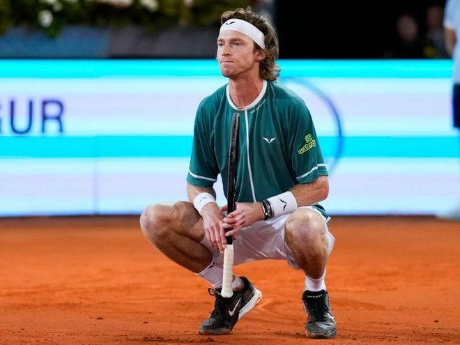 了他们的雄 了他们的雄